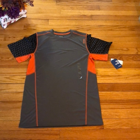 Reebok Other - NWT Boys Reebok Play Dry Shirt XL‎ 18/20